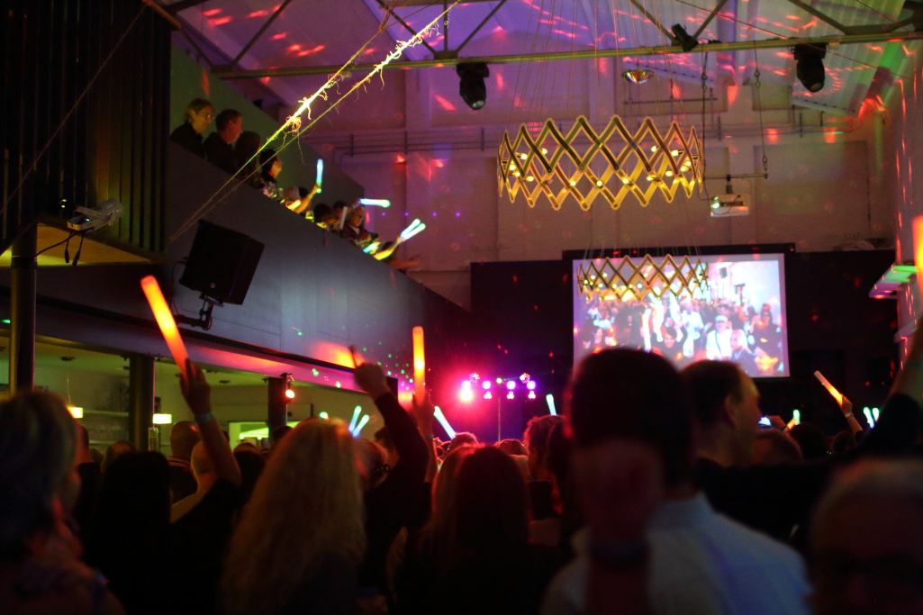 Partycrowd bei Eine Nacht wie früher